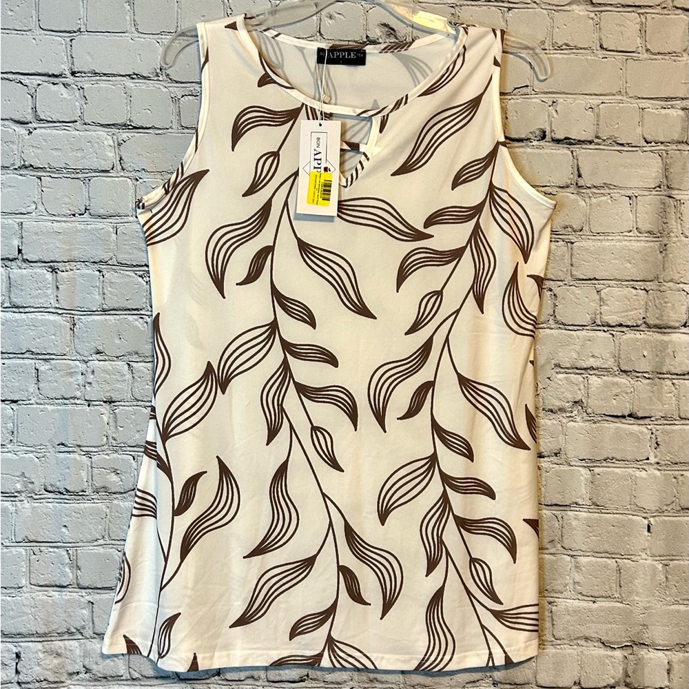 NWT Womens Sleeveless Beige and White Tunic top- Large
